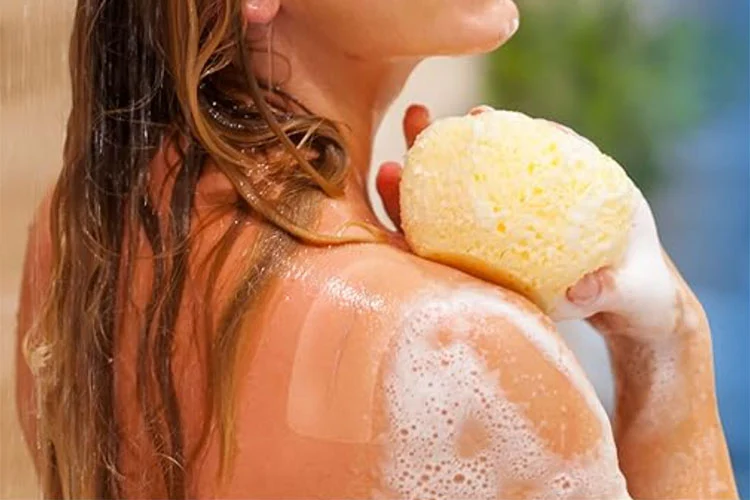 Perusahaan Singapura Meluncurkan Patch Bekas Luka Berwarna Kulit Bertenaga RNA