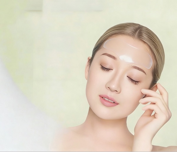 Pengujian patch pengurang kerut silikon CMALLBIO di dunia nyata: Apakah ini merupakan 